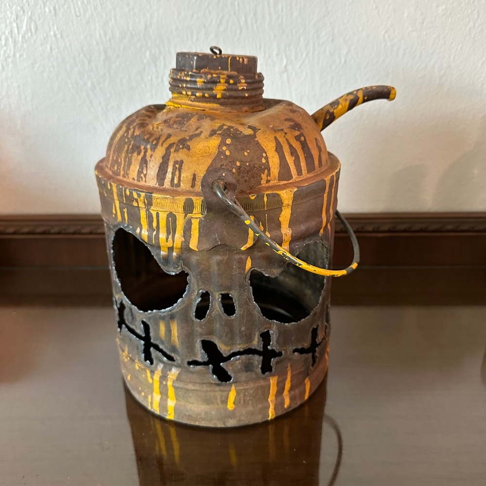 Vintage Industrial Oil Can Jack O Lantern‎ Skull Metal Halloween Decor Rust 10in